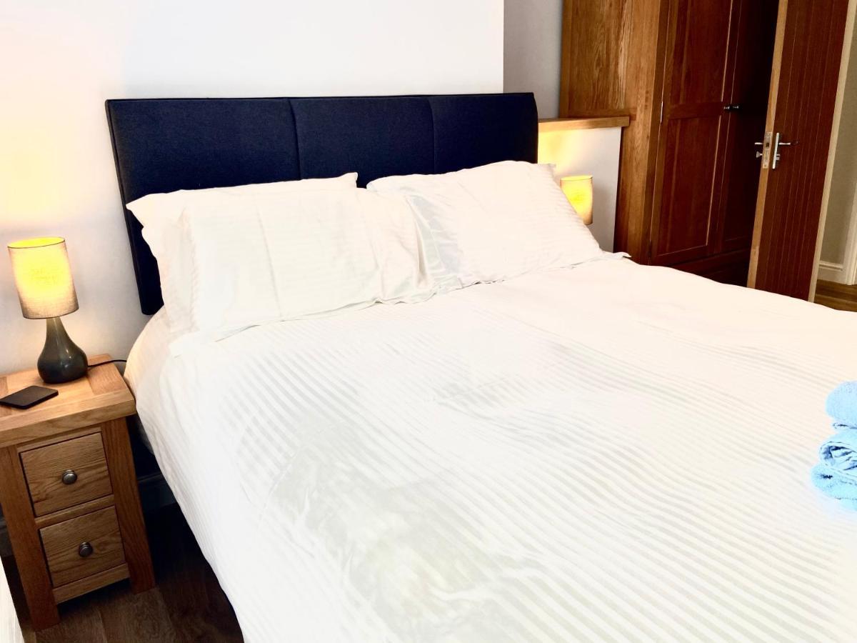 Gwesty Gadlys Hotel Cemaes Bay Esterno foto