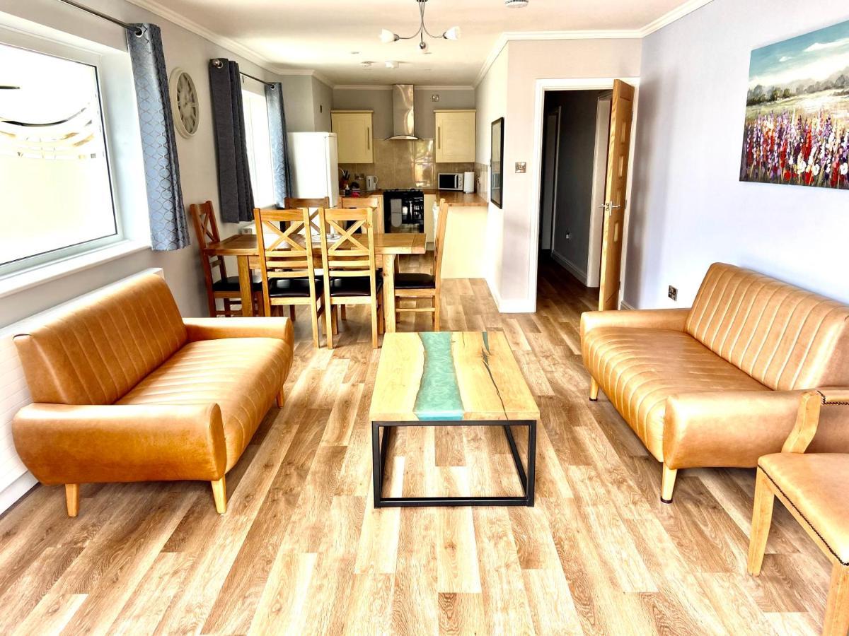 Gwesty Gadlys Hotel Cemaes Bay Esterno foto